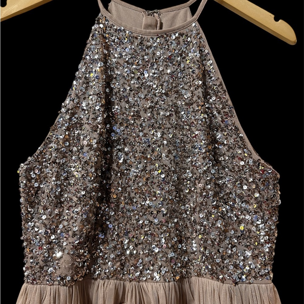 Prom dress Maya Deluxe Womens Gown Gold Sequins and Toll bottom Size Small - Picture 11 of 12